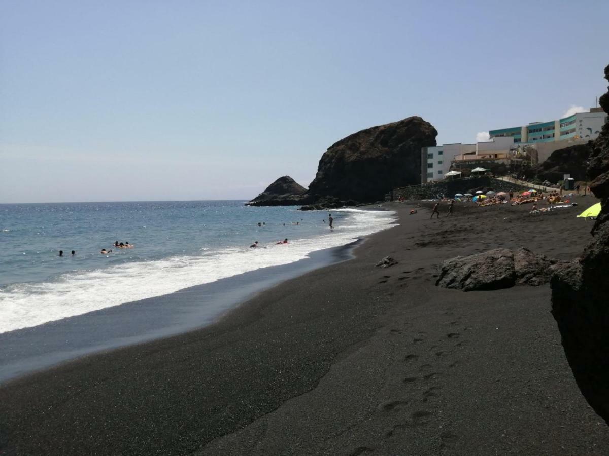 Blue Sea. Tony Frias. Las Eras. Arico - Tenerife. Arico el Nuevo Exteriér fotografie